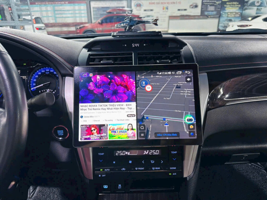 man-hinh-santek-2k-s900-360-4