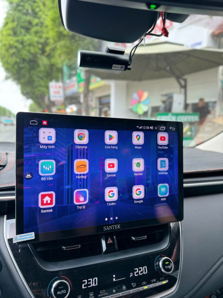 Màn hình ô tô Santek Màn Hình ô Tô Ra Lệnh Giọng Nói Thông Minh Và Hiện Đại, Giá Cả Tốt Nhất Hiện Nay