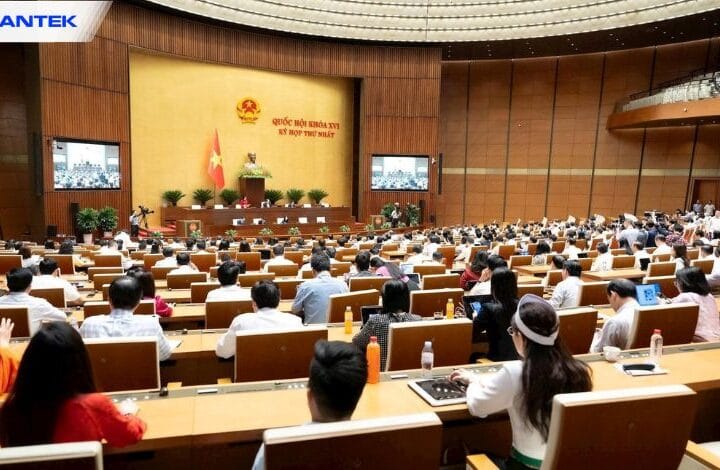 Tiết kiệm hàng trăm triệu đồng nhờ gia hạn ưu đãi thuế xe điện tới 2030