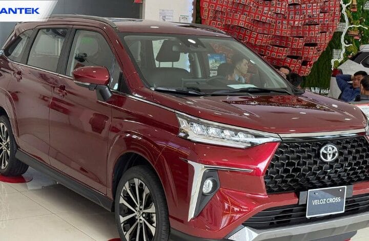 Bất ngờ doanh số Toyota: Veloz Cross chiếm đỉnh bảng, Vios áp sát Top 3
