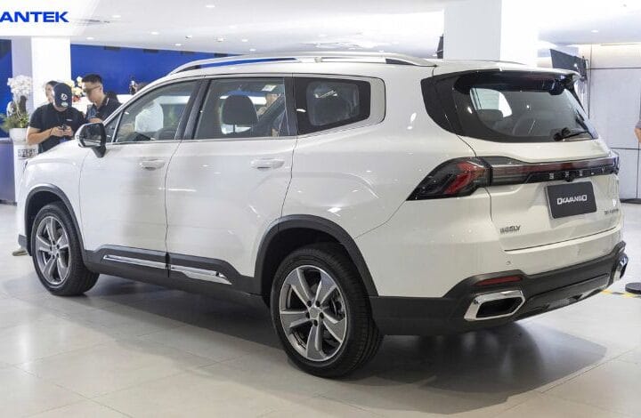 Geely Okavango ra mắt Việt Nam: SUV 7 chỗ giá từ 739 triệu đồng